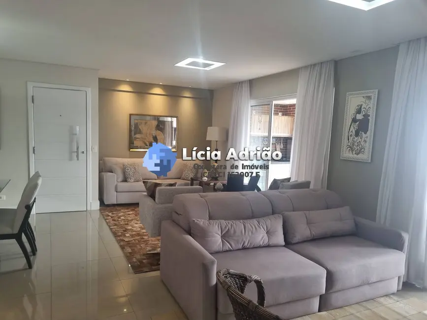 Apartamento com 3 quartos para alugar, 148m2 em Santos - SP - imagem 5 Foto 5 de Apartamento com 3 quartos para alugar, 148m2 em Santos - SP