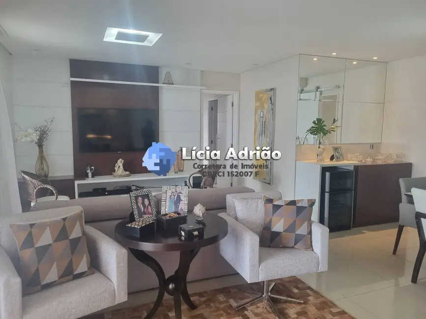 Apartamento com 3 quartos para alugar, 148m2 em Santos - SP - imagem 3 Foto 3 de Apartamento com 3 quartos para alugar, 148m2 em Santos - SP