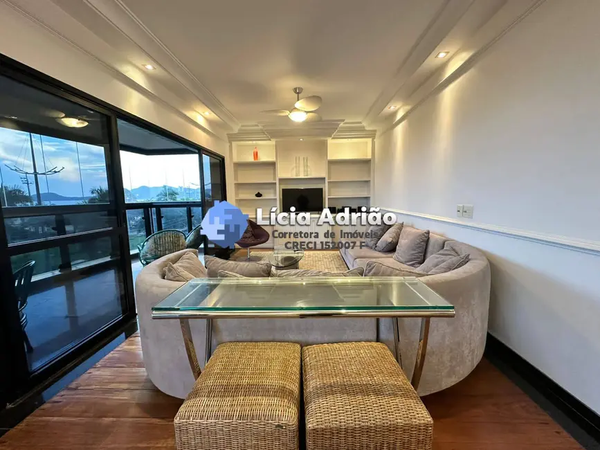 Apartamento com 3 quartos à venda e para alugar, 252m2 em Gonzaga, Santos - SP - imagem 2 Foto 2 de Apartamento com 3 quartos à venda e para alugar, 252m2 em Gonzaga, Santos - SP