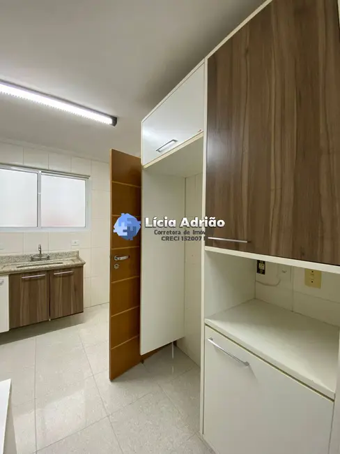 Apartamento com 4 quartos para alugar, 264m2 em Gonzaga, Santos - SP - imagem 7 Foto 7 de Apartamento com 4 quartos para alugar, 264m2 em Gonzaga, Santos - SP