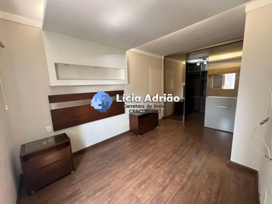 Apartamento com 3 quartos para alugar, 124m2 em Santos - SP - imagem 5 Foto 5 de Apartamento com 3 quartos para alugar, 124m2 em Santos - SP