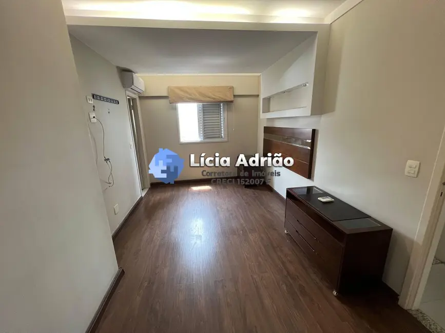 Apartamento com 3 quartos para alugar, 124m2 em Santos - SP - imagem 6 Foto 6 de Apartamento com 3 quartos para alugar, 124m2 em Santos - SP