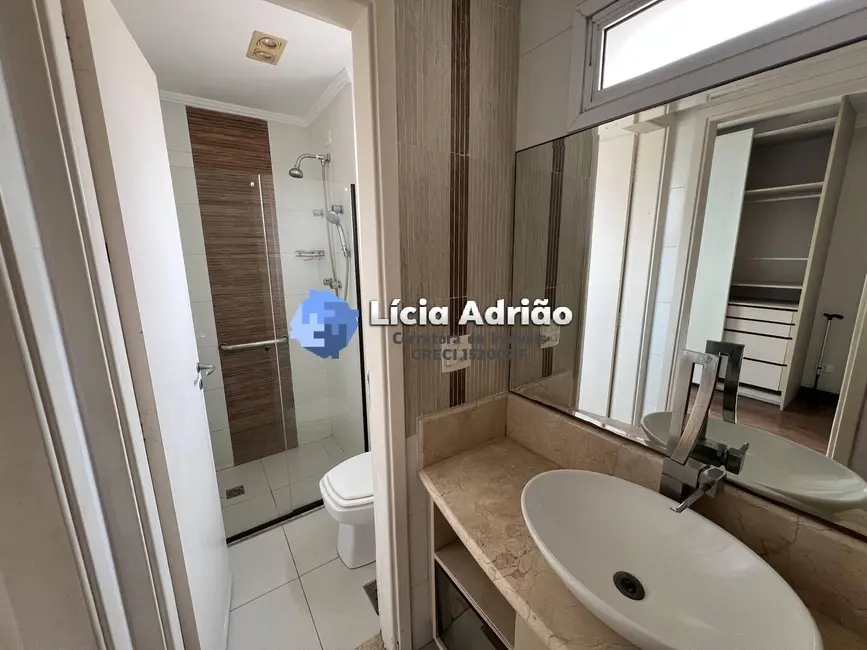 Apartamento com 3 quartos para alugar, 124m2 em Santos - SP - imagem 7 Foto 7 de Apartamento com 3 quartos para alugar, 124m2 em Santos - SP