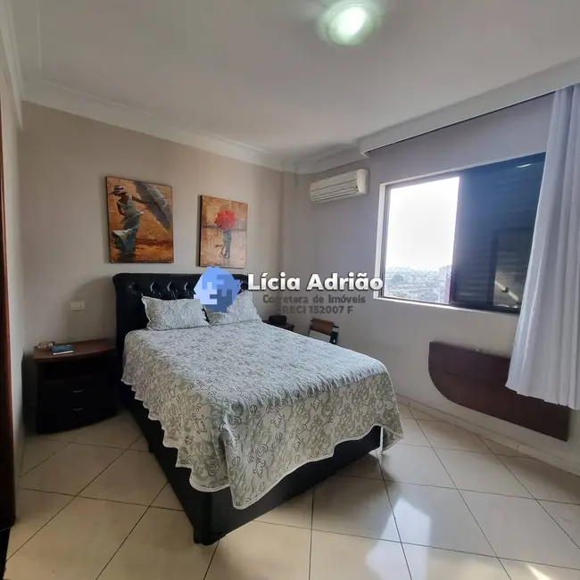 Apartamento com 3 quartos para alugar, 100m2 em Boqueirão, Santos - SP - imagem 1 Foto 1 de Apartamento com 3 quartos para alugar, 100m2 em Boqueirão, Santos - SP