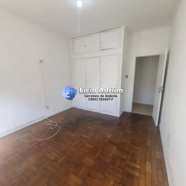 Apartamento com 3 quartos para alugar, 191m2 em Gonzaga, Santos - SP - imagem 6 Foto 6 de Apartamento com 3 quartos para alugar, 191m2 em Gonzaga, Santos - SP