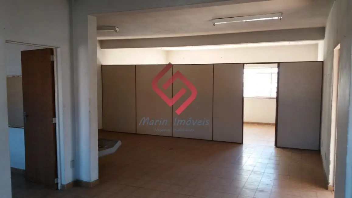 Foto 2 de Armazém / Galpão à venda, 340m2 em Jardim Maria Antônia Prado, Sorocaba - SP