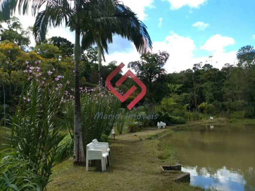 Foto 4 de Fazenda / Haras com 3 quartos à venda, 72600m2 em Tapirai - SP