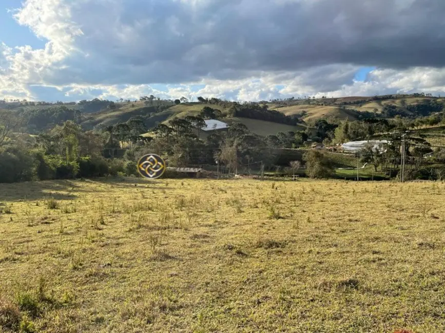 Foto 1 de Sítio / Rancho à venda, 40000m2 em Bueno Brandao - MG