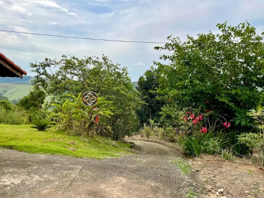 Chácara com 3 quartos à venda, 1500m2 em Bueno Brandao - MG - imagem 3 Foto 3 de Chácara com 3 quartos à venda, 1500m2 em Bueno Brandao - MG