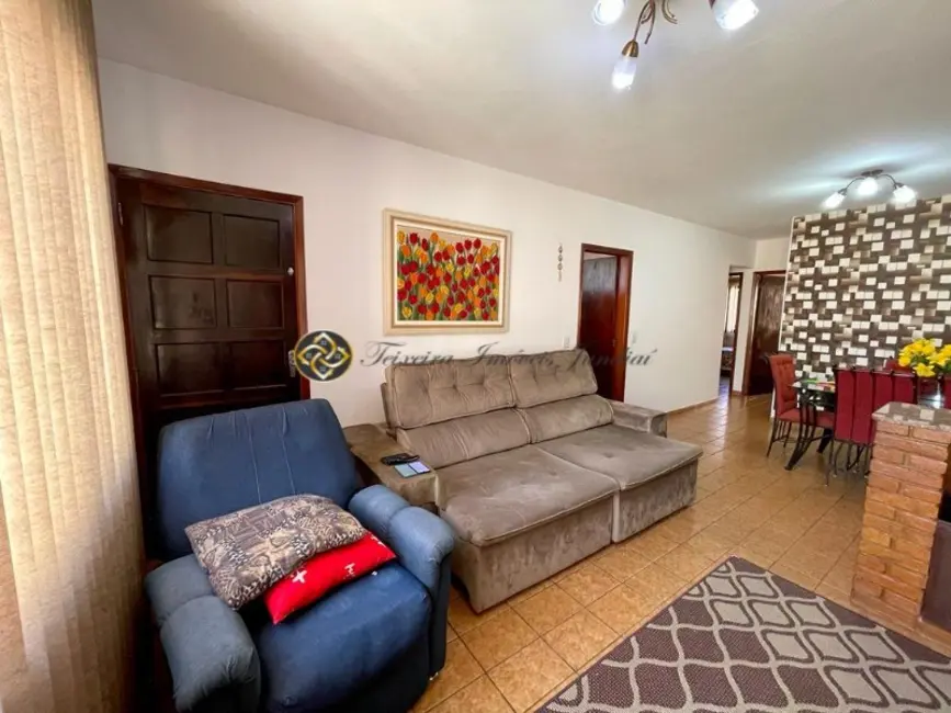 Casa com 3 quartos à venda, 250m2 em Vila Rossi, Jundiai - SP - imagem 6 Foto 6 de Casa com 3 quartos à venda, 250m2 em Vila Rossi, Jundiai - SP