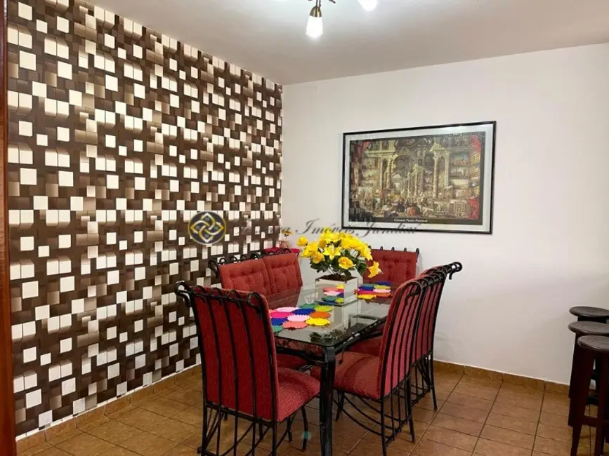 Casa com 3 quartos à venda, 250m2 em Vila Rossi, Jundiai - SP - imagem 2 Foto 2 de Casa com 3 quartos à venda, 250m2 em Vila Rossi, Jundiai - SP