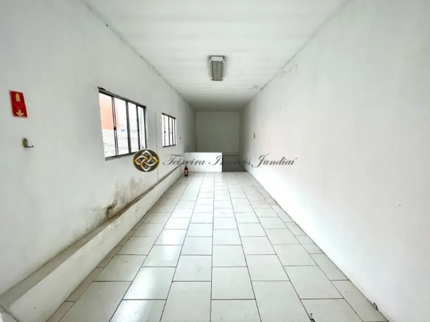 Foto 6 de Sala Comercial à venda e para alugar, 310m2 em Vila Garcia, Jundiai - SP
