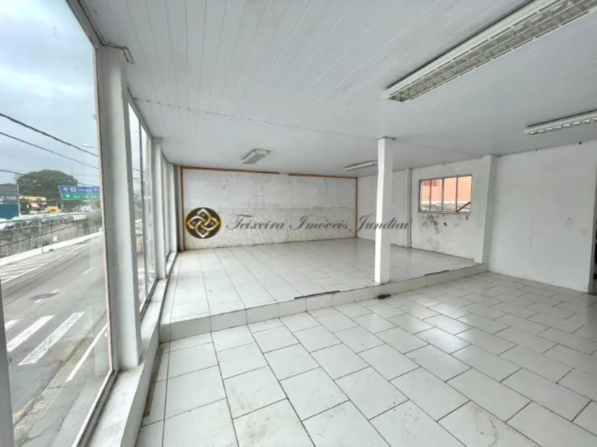 Foto 3 de Sala Comercial à venda e para alugar, 310m2 em Vila Garcia, Jundiai - SP