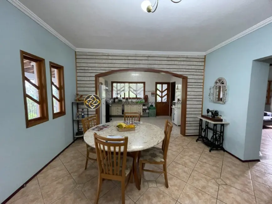 Chácara com 3 quartos à venda e para alugar, 441m2 em Louveira - SP - imagem 9 Foto 9 de Chácara com 3 quartos à venda e para alugar, 441m2 em Louveira - SP