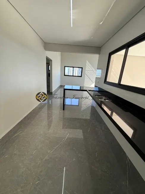 Casa com 3 quartos à venda, 245m2 em Vila Joana, Jundiai - SP - imagem 2 Foto 2 de Casa com 3 quartos à venda, 245m2 em Vila Joana, Jundiai - SP