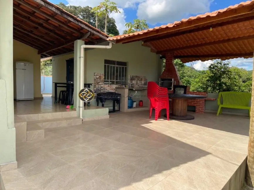 Chácara com 2 quartos à venda, 150m2 em Bueno Brandao - MG - imagem 2 Foto 2 de Chácara com 2 quartos à venda, 150m2 em Bueno Brandao - MG