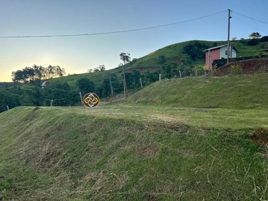 Chácara com 2 quartos à venda, 150m2 em Bueno Brandao - MG - imagem 6 Foto 6 de Chácara com 2 quartos à venda, 150m2 em Bueno Brandao - MG