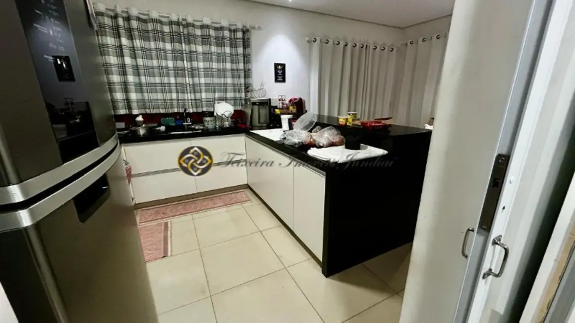 Casa com 3 quartos à venda, 150m2 em Colônia, Jundiai - SP - imagem 8 Foto 8 de Casa com 3 quartos à venda, 150m2 em Colônia, Jundiai - SP