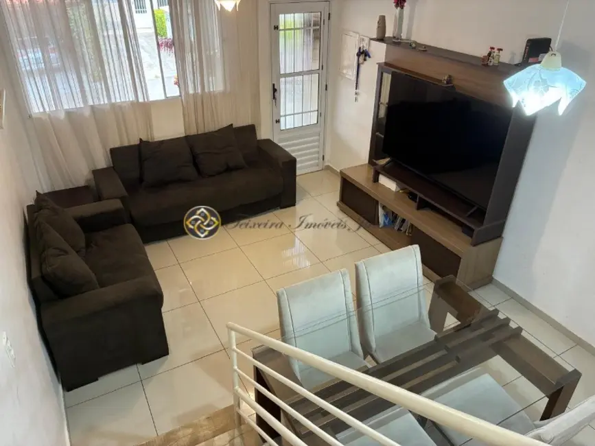 Foto 2 de Casa de Condomínio com 2 quartos à venda, 70m2 em Vila Isabel Eber, Jundiai - SP