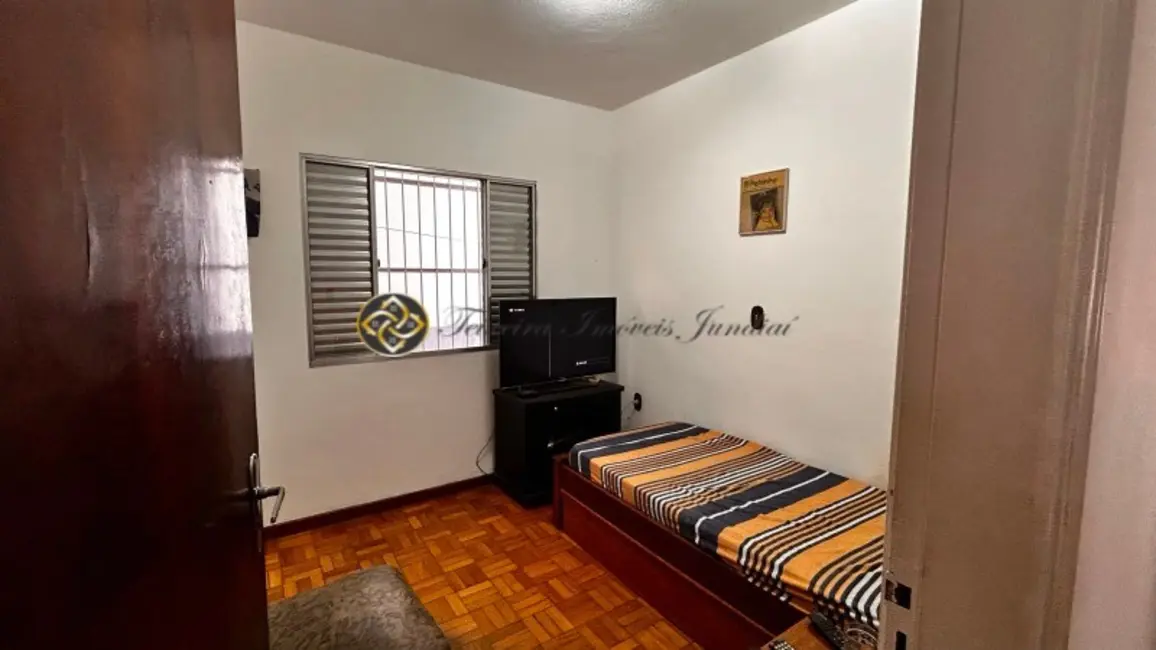Foto 4 de Casa com 3 quartos para alugar, 180m2 em Vila Comercial, Jundiai - SP