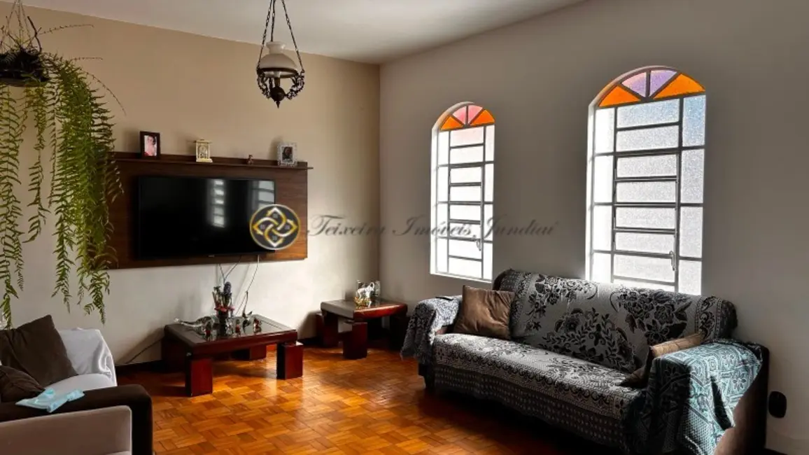 Foto 1 de Casa com 3 quartos para alugar, 180m2 em Vila Comercial, Jundiai - SP