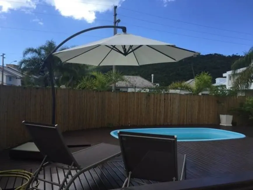 Foto 3 de Casa de Condomínio com 3 quartos à venda, 200m2 em Cachoeira do Bom Jesus, Florianopolis - SC