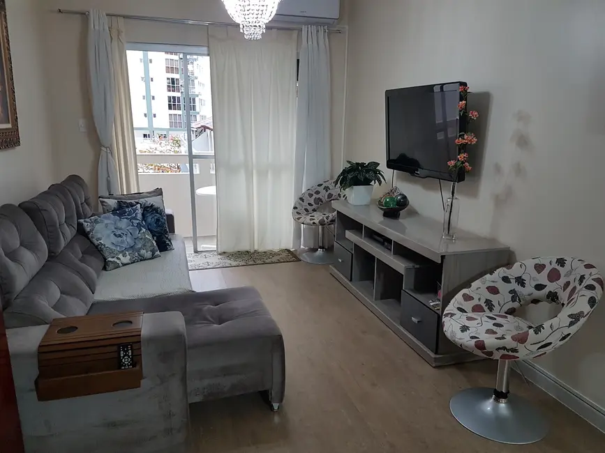 Apartamento com 3 quartos à venda, 125m2 em Centro, Balneario Camboriu - SC - imagem 7 Foto 7 de Apartamento com 3 quartos à venda, 125m2 em Centro, Balneario Camboriu - SC