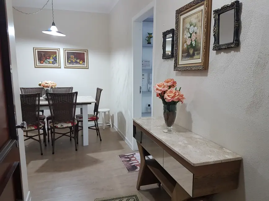 Apartamento com 3 quartos à venda, 125m2 em Centro, Balneario Camboriu - SC - imagem 1 Foto 1 de Apartamento com 3 quartos à venda, 125m2 em Centro, Balneario Camboriu - SC