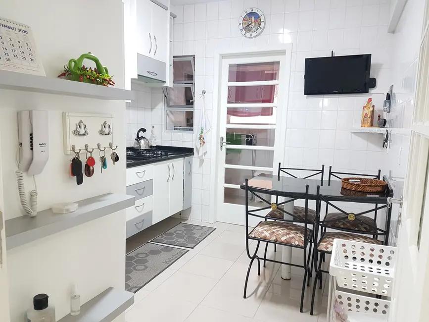 Apartamento com 3 quartos à venda, 125m2 em Centro, Balneario Camboriu - SC - imagem 9 Foto 9 de Apartamento com 3 quartos à venda, 125m2 em Centro, Balneario Camboriu - SC