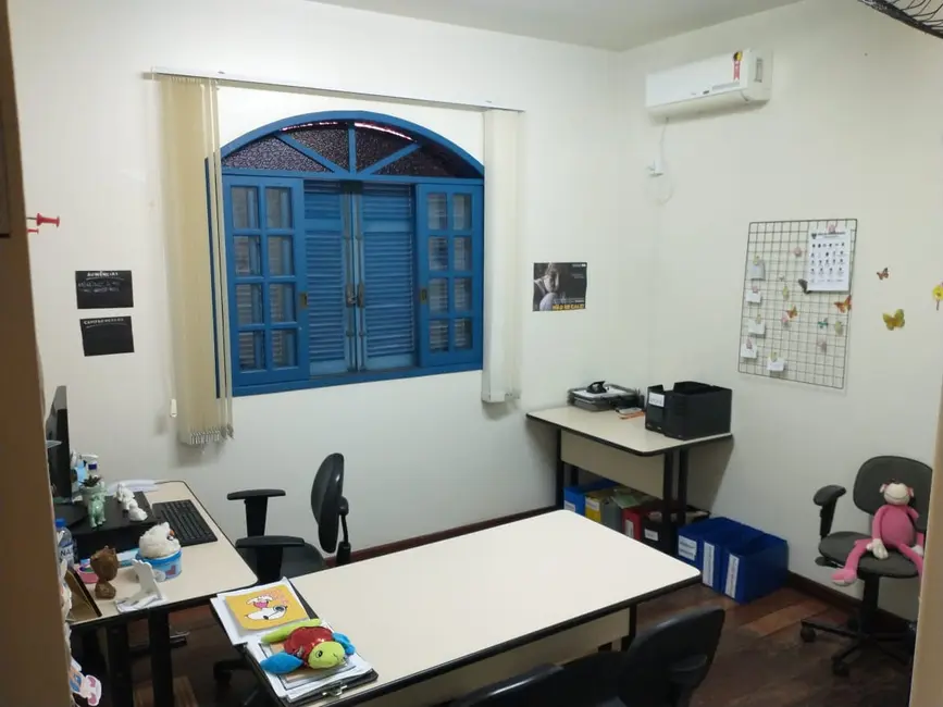 Foto 3 de Casa com 4 quartos à venda, 241m2 em Capoeiras, Florianopolis - SC