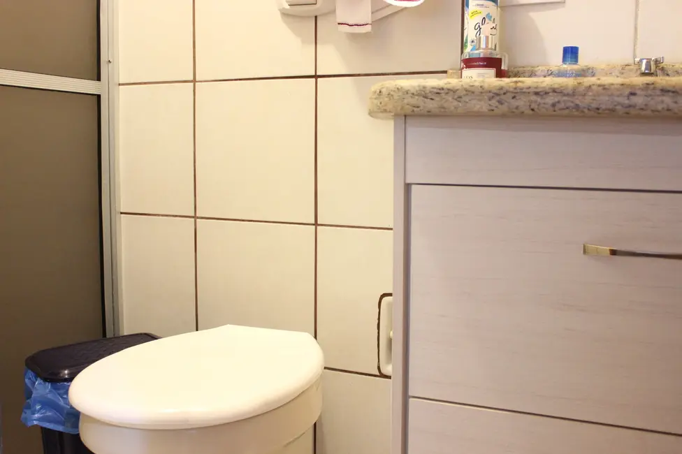 Apartamento com 2 quartos à venda, 50m2 em Coqueiros, Florianopolis - SC - imagem 8 Foto 8 de Apartamento com 2 quartos à venda, 50m2 em Coqueiros, Florianopolis - SC