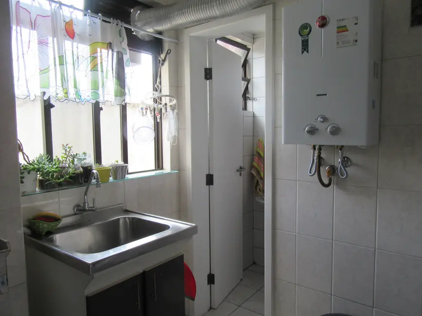 Apartamento com 3 quartos à venda, 110m2 em Kobrasol, Sao Jose - SC - imagem 9 Foto 9 de Apartamento com 3 quartos à venda, 110m2 em Kobrasol, Sao Jose - SC