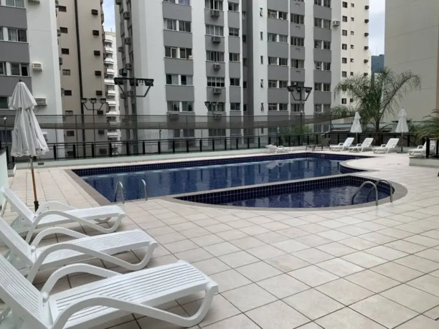 Apartamento com 3 quartos à venda, 92m2 em Centro, Florianopolis - SC - imagem 3 Foto 3 de Apartamento com 3 quartos à venda, 92m2 em Centro, Florianopolis - SC