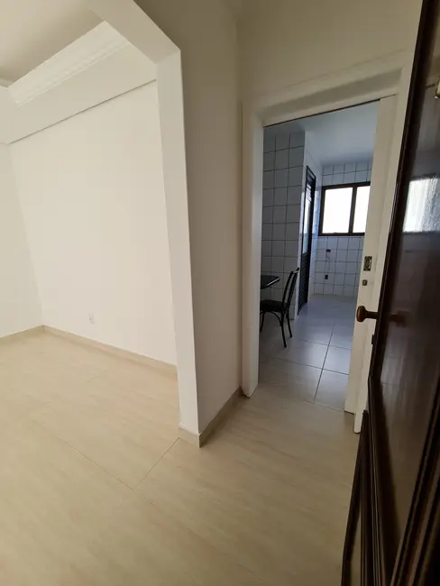 Apartamento com 3 quartos à venda, 120m2 em Coqueiros, Florianopolis - SC - imagem 3 Foto 3 de Apartamento com 3 quartos à venda, 120m2 em Coqueiros, Florianopolis - SC