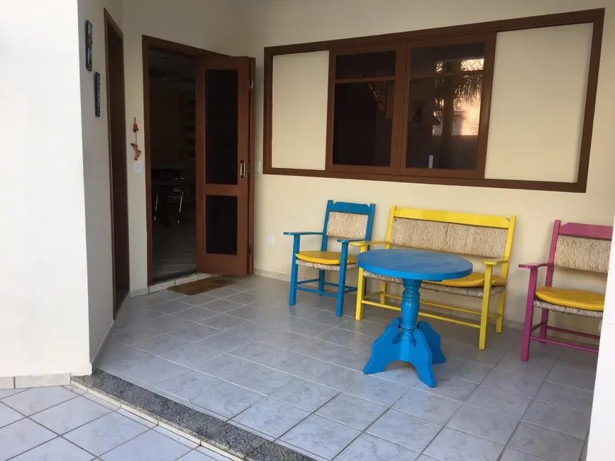 Casa com 4 quartos à venda, 235m2 em João Paulo, Florianopolis - SC - imagem 8 Foto 8 de Casa com 4 quartos à venda, 235m2 em João Paulo, Florianopolis - SC