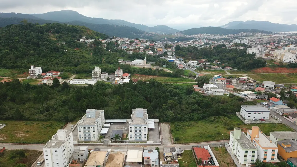 Foto 5 de Terreno / Lote à venda, 2030m2 em Areias, Sao Jose - SC