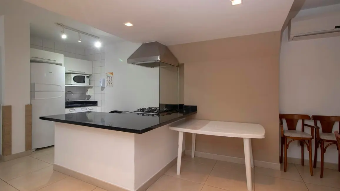 Foto 4 de Apartamento com 3 quartos à venda, 83m2 em Coloninha, Florianopolis - SC