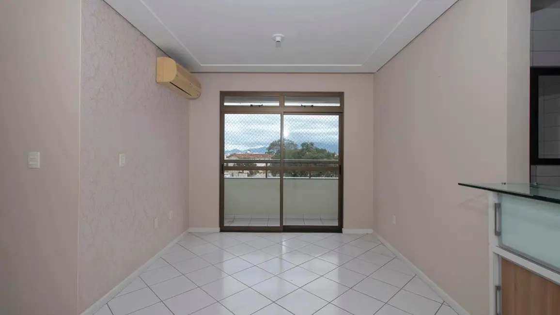 Foto 9 de Apartamento com 3 quartos à venda, 83m2 em Coloninha, Florianopolis - SC