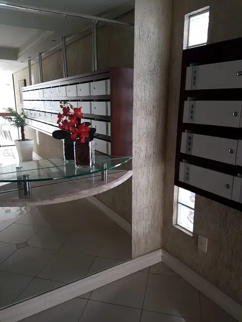 Apartamento com 2 quartos à venda, 61m2 em Centro, Florianopolis - SC - imagem 3 Foto 3 de Apartamento com 2 quartos à venda, 61m2 em Centro, Florianopolis - SC