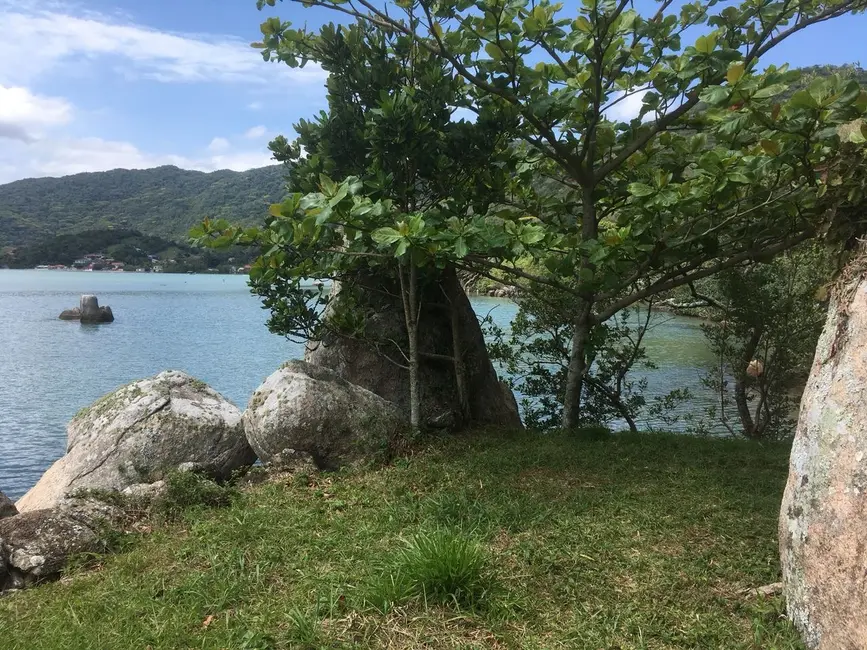 Terreno / Lote à venda, 110000m2 em Ribeirão da Ilha, Florianopolis - SC - imagem 8 Foto 8 de Terreno / Lote à venda, 110000m2 em Ribeirão da Ilha, Florianopolis - SC