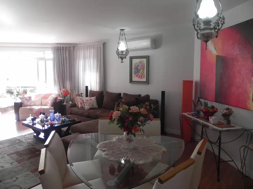 Apartamento com 4 quartos à venda, 156m2 em Centro, Florianopolis - SC - imagem 6 Foto 6 de Apartamento com 4 quartos à venda, 156m2 em Centro, Florianopolis - SC