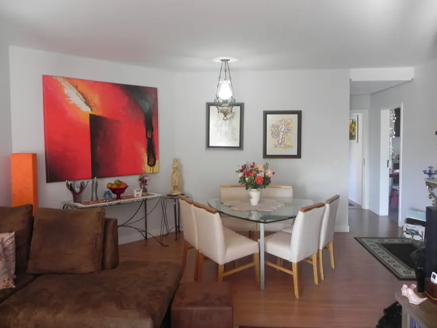 Apartamento com 4 quartos à venda, 156m2 em Centro, Florianopolis - SC - imagem 5 Foto 5 de Apartamento com 4 quartos à venda, 156m2 em Centro, Florianopolis - SC