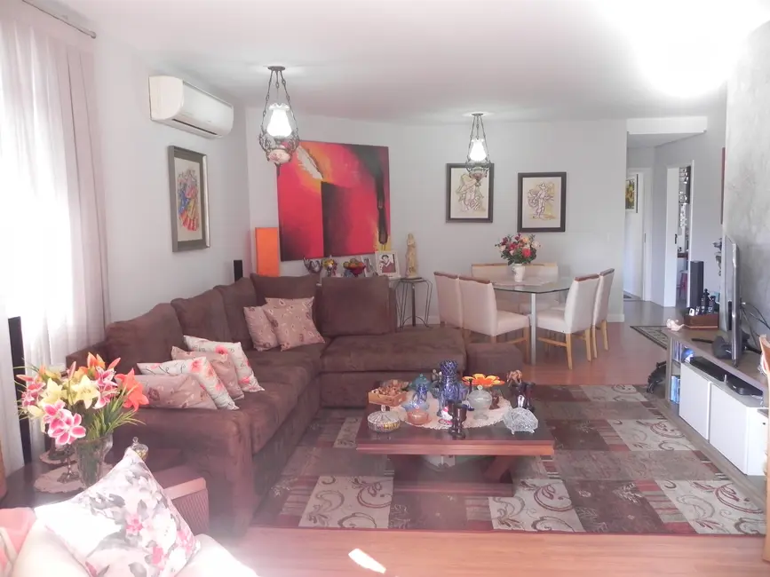 Apartamento com 4 quartos à venda, 156m2 em Centro, Florianopolis - SC - imagem 3 Foto 3 de Apartamento com 4 quartos à venda, 156m2 em Centro, Florianopolis - SC