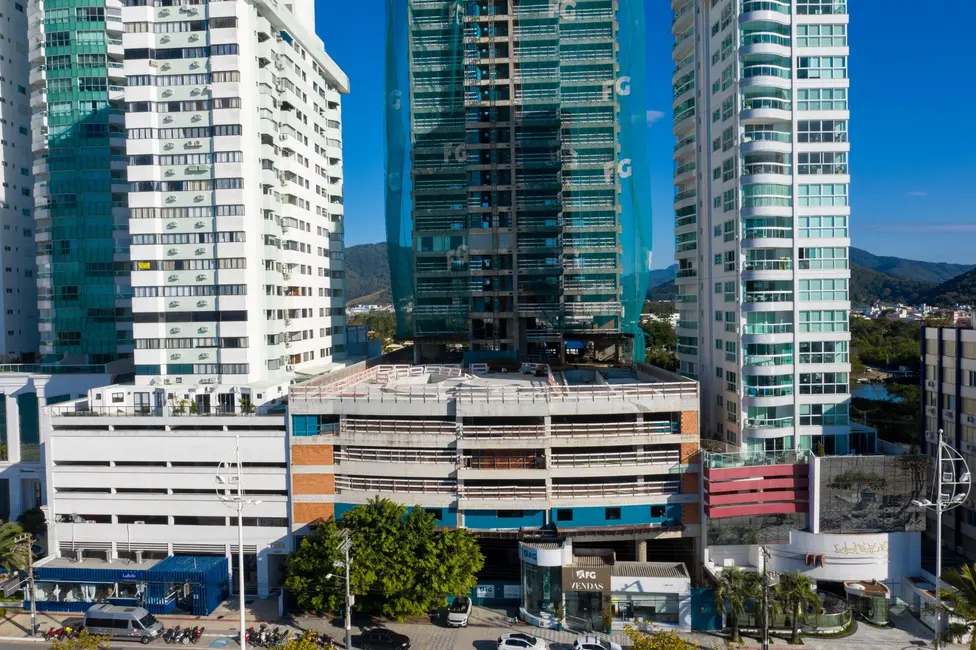 Foto 5 de Apartamento com 4 quartos à venda, 194m2 em Centro, Balneario Camboriu - SC