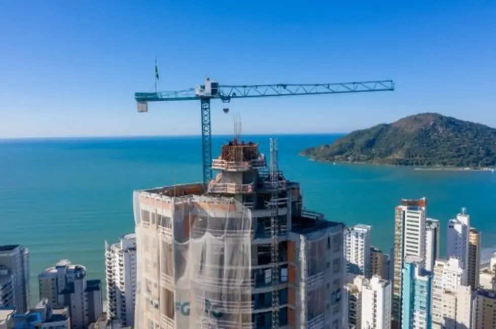 Apartamento com 3 quartos à venda, 138m2 em Centro, Balneario Camboriu - SC - imagem 6 Foto 6 de Apartamento com 3 quartos à venda, 138m2 em Centro, Balneario Camboriu - SC