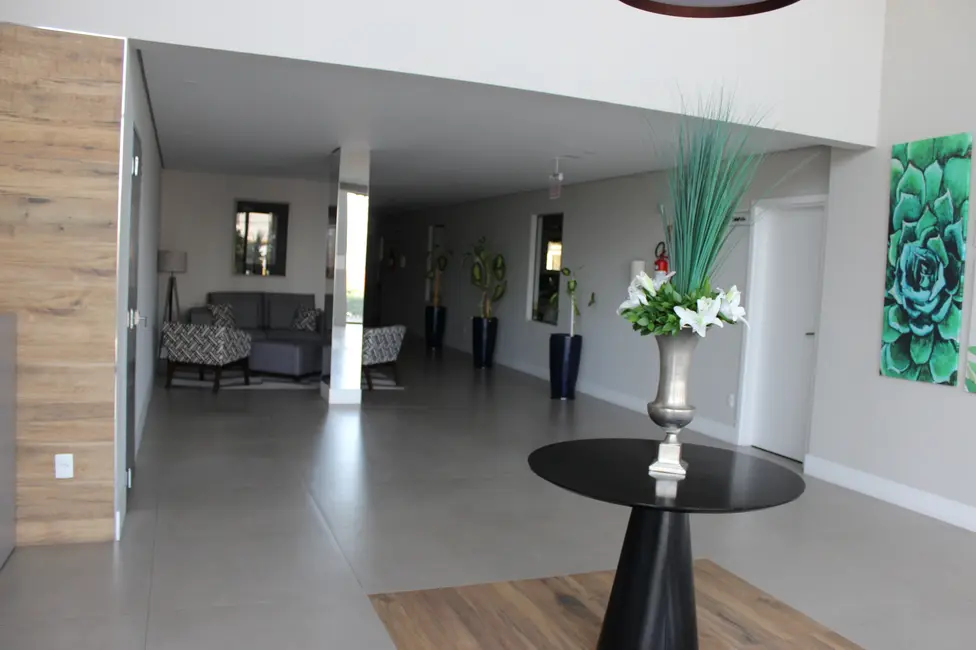 Foto 2 de Apartamento com 2 quartos à venda, 66m2 em Abraão, Florianopolis - SC