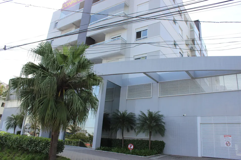 Foto 1 de Apartamento com 2 quartos à venda, 75m2 em Abraão, Florianopolis - SC