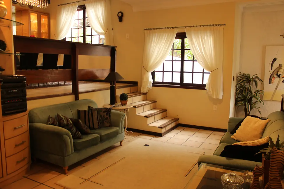 Casa com 3 quartos à venda, 250m2 em Itaguaçu, Florianopolis - SC - imagem 5 Foto 5 de Casa com 3 quartos à venda, 250m2 em Itaguaçu, Florianopolis - SC