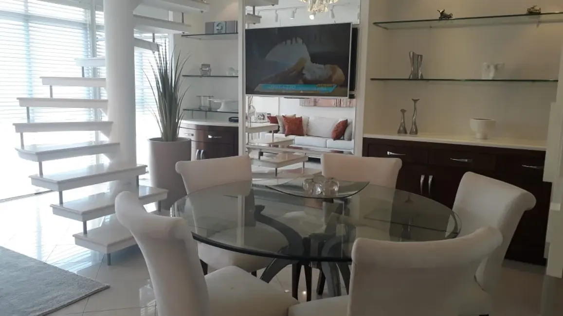 Foto 3 de Apartamento com 3 quartos à venda, 205m2 em Centro, Florianopolis - SC