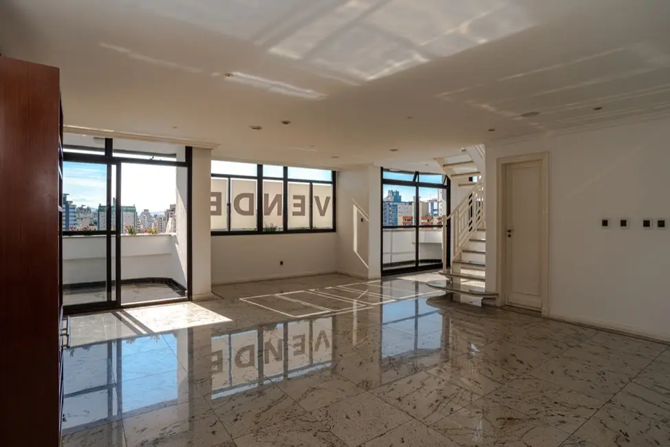 Apartamento com 4 quartos à venda, 409m2 em Centro, Florianopolis - SC - imagem 4 Foto 4 de Apartamento com 4 quartos à venda, 409m2 em Centro, Florianopolis - SC